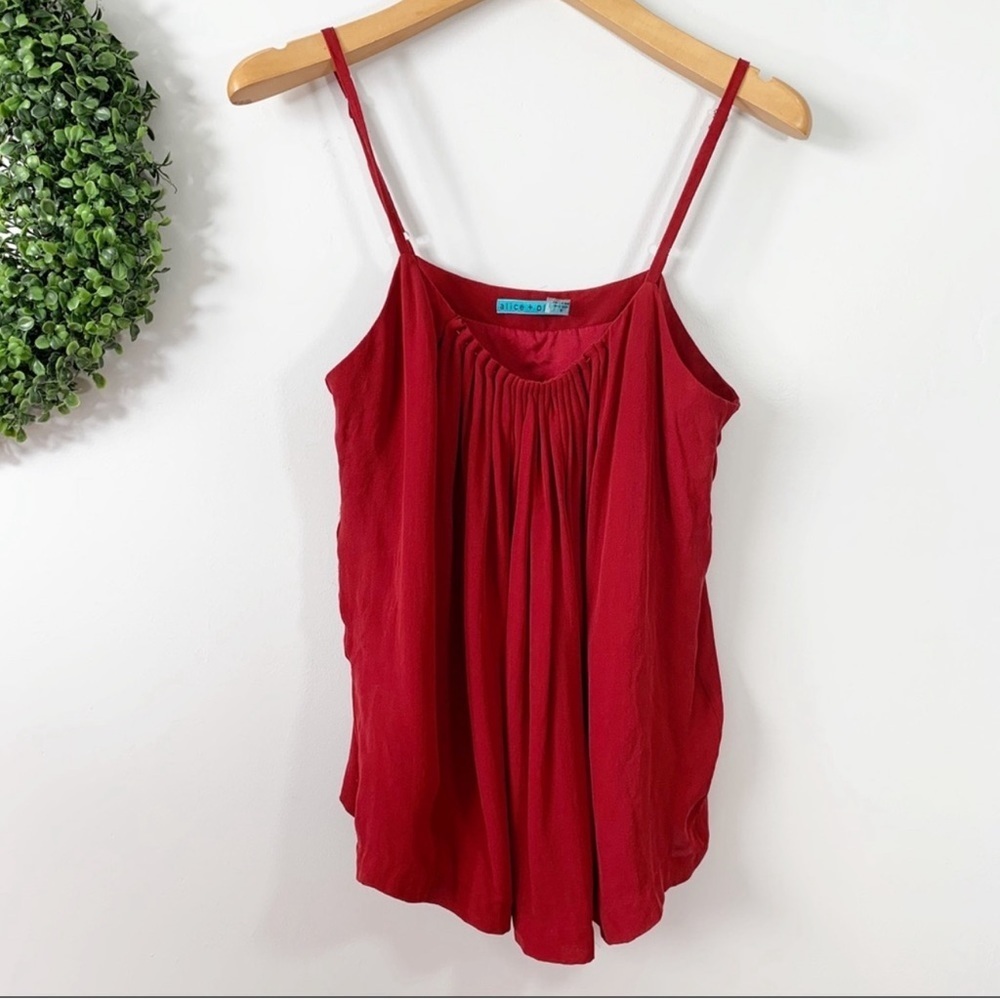 ALICE + OLIVIA red silk gathered scoop neck tank XS